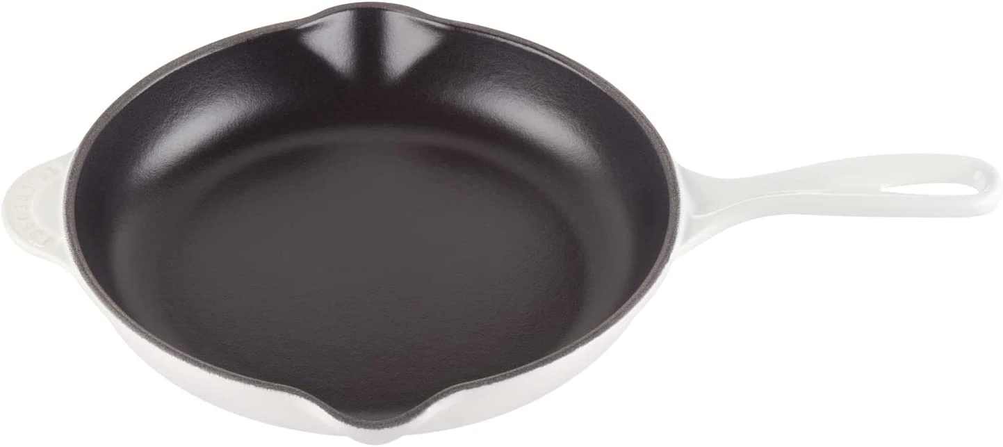 Le Creuset9" Classic Cast Iron Handle Skillet - White 3 Le Creuset9" Classic Cast Iron Handle Skillet - White