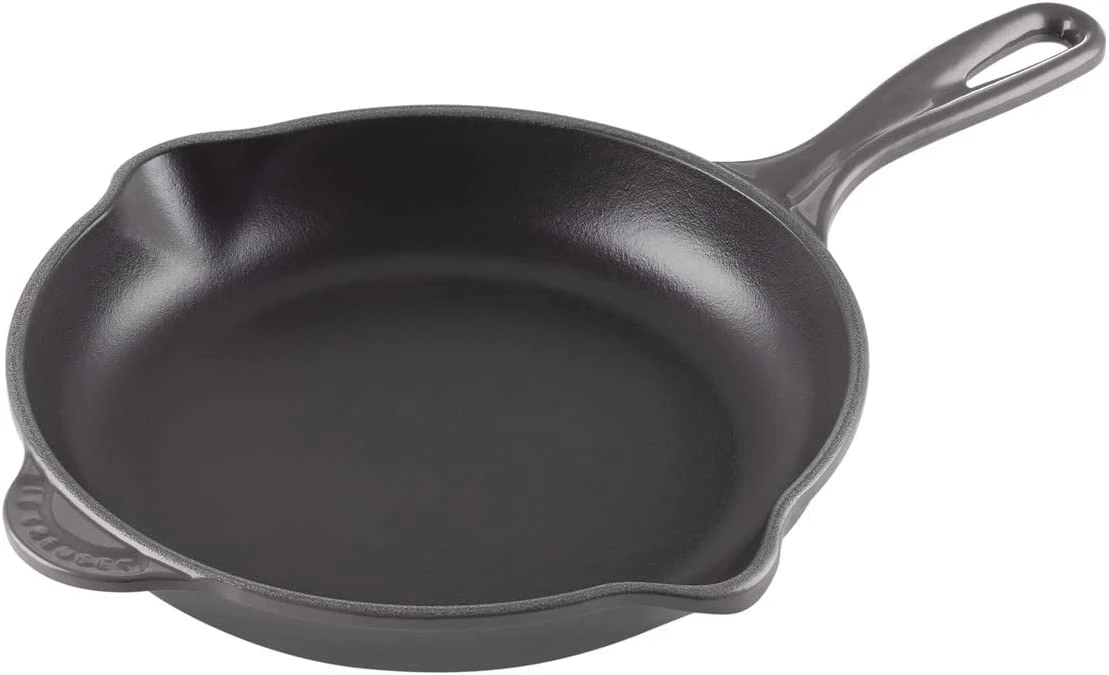 Le Creuset9" Classic Cast Iron Handle Skillet - Oyster 3 Le Creuset9" Classic Cast Iron Handle Skillet - Oyster