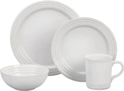 Le Creuset 16-Piece Dinnerware Set - White