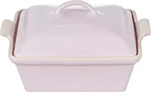 Le Creuset 2 1/2 Qt. (9") Heritage Covered Square Casserole - Shallot 3 Le Creuset 2 1/2 Qt. (9") Heritage Covered Square Casserole - Shallot