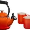 Le Creuset 1 1/4 Qt. Demi Kettle W/Stainless Steel Knob & (2) 14 Oz. Mug Set - Flame -Redel Cookware Shop 713cTbcDUuL. AC SL1500