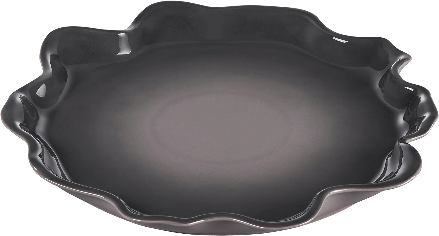 Le Creuset 14" Iris Platter - Oyster 3 Le Creuset 14" Iris Platter - Oyster