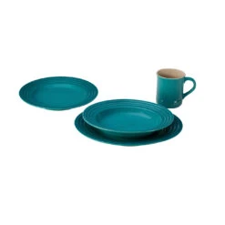 Le Creuset 4-Piece Dinnerware Set - Caribbean