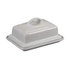 Le Creuset 6 3/4" X 5" Heritage Butter Dish - White