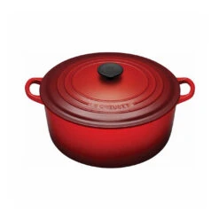 Le Creuset 7 1/4 Qt. Signature Round Dutch Oven - Cerise